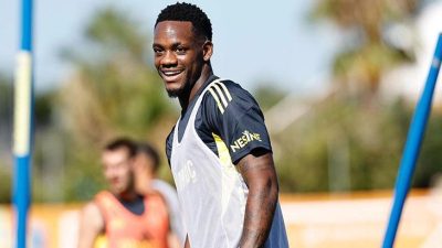 Fenerbahçe’de Jhon Duran takımla birlikte çalıştı