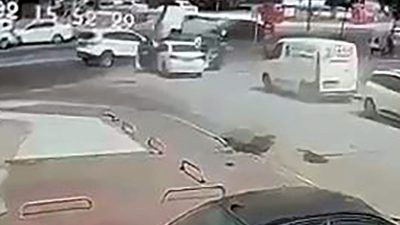 Adana’da sinemaları aratmayan uyuşturucu operasyonu