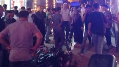 Adıyaman’da motosiklet yayalara çarptı: Üç yaralı