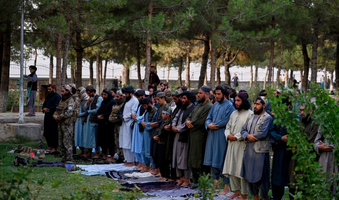 Afganistan'da Taliban, iktidarının dördüncü