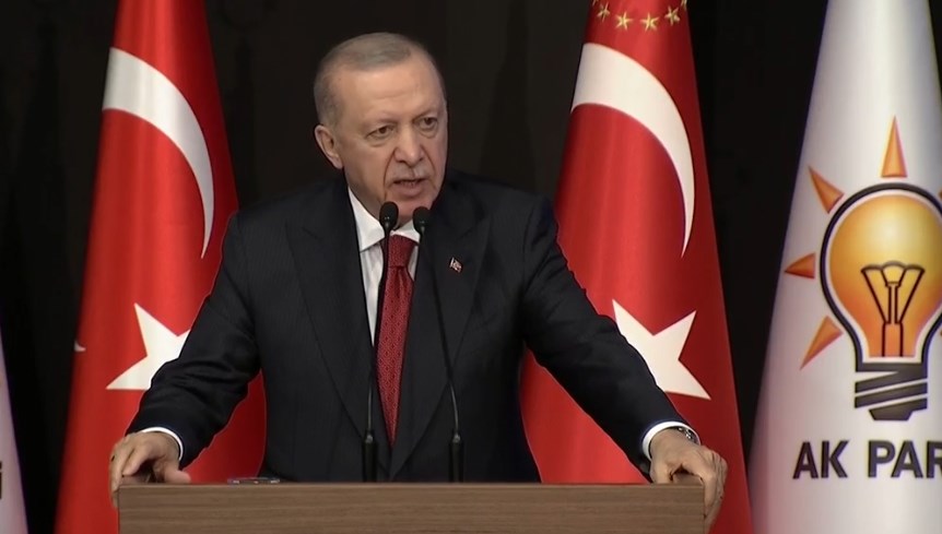 Cumhurbaşkanı ve AK Parti