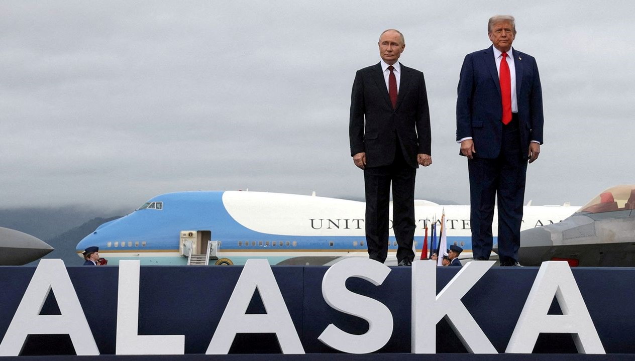 Alaska tepesinde saklı doküman krizi