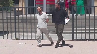 Annesini öldürdü, cezaevinde meyyit bulundu