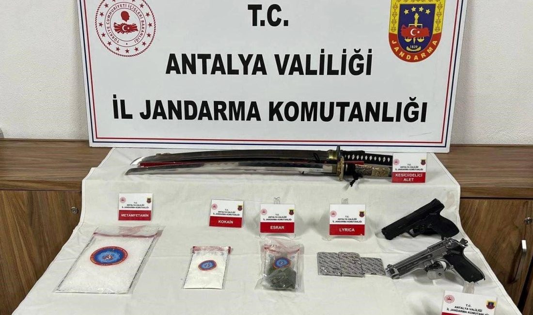 Antalya'da jandarmanın düzenlediği baskında