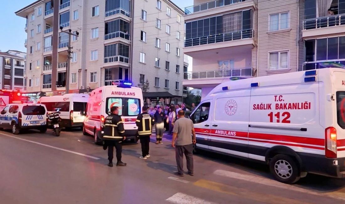 Tamir ettikleri asansörün halatının