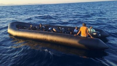 Aydın’da 35 sistemsiz göçmen kurtarıldı