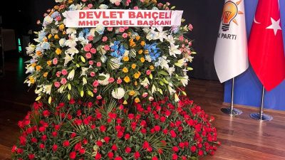 Bahçeli’den AK Parti’ye anlamlı çiçek