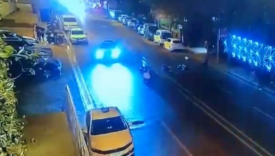 İstanbul Beşiktaş'ta, iki motosikletin