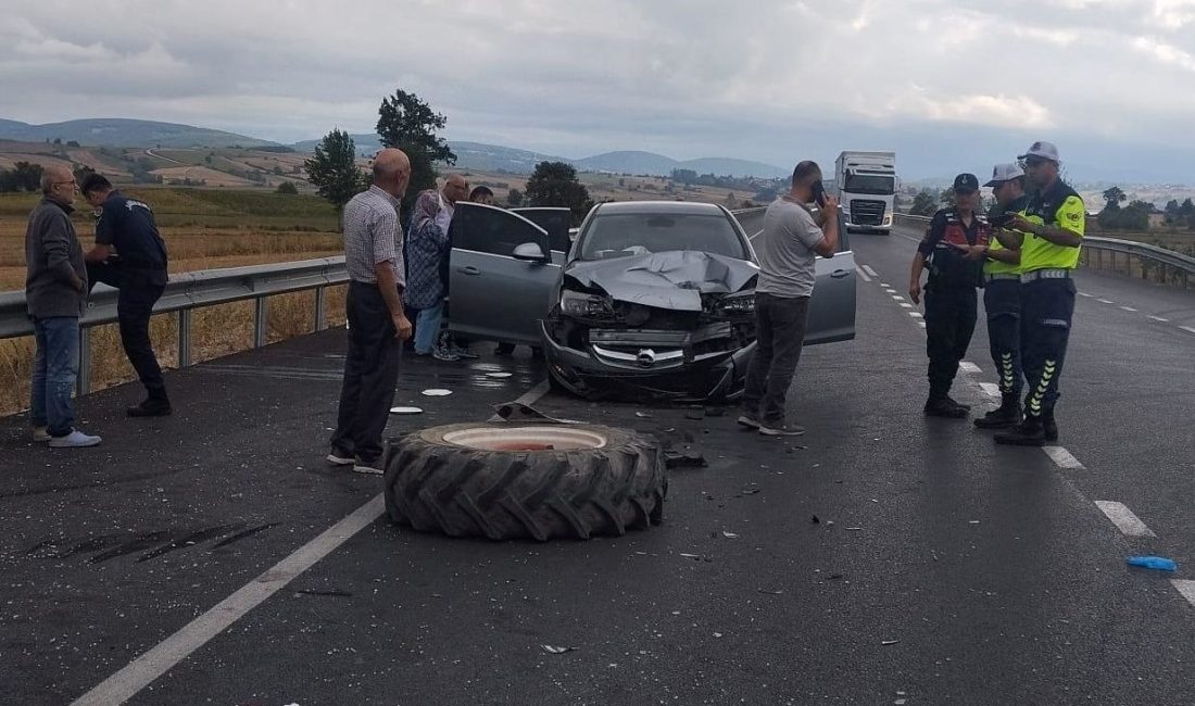 Samsun'un Ladik ilçesinde traktör