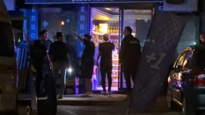 Büfeye kurşun yağdırdılar