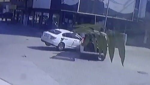 Bursa'nın İnegöl ilçesinde araba