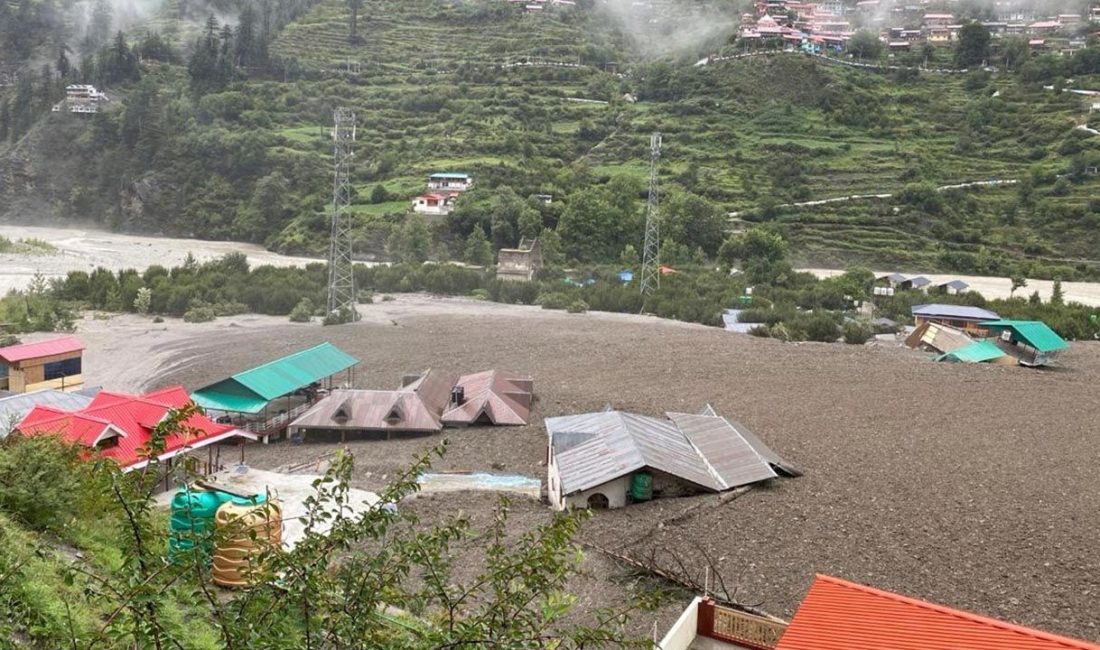 Hindistan ve Çin'i sel