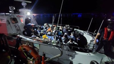 Çanakkale’de 25 kaçak göçmen yakalandı