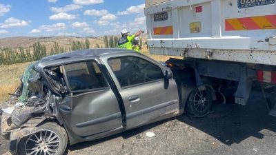 Çorum’da beş araç birbirine girdi: 10 yaralı