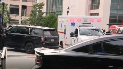 ABD'de bir adam Covid-19 aşısının