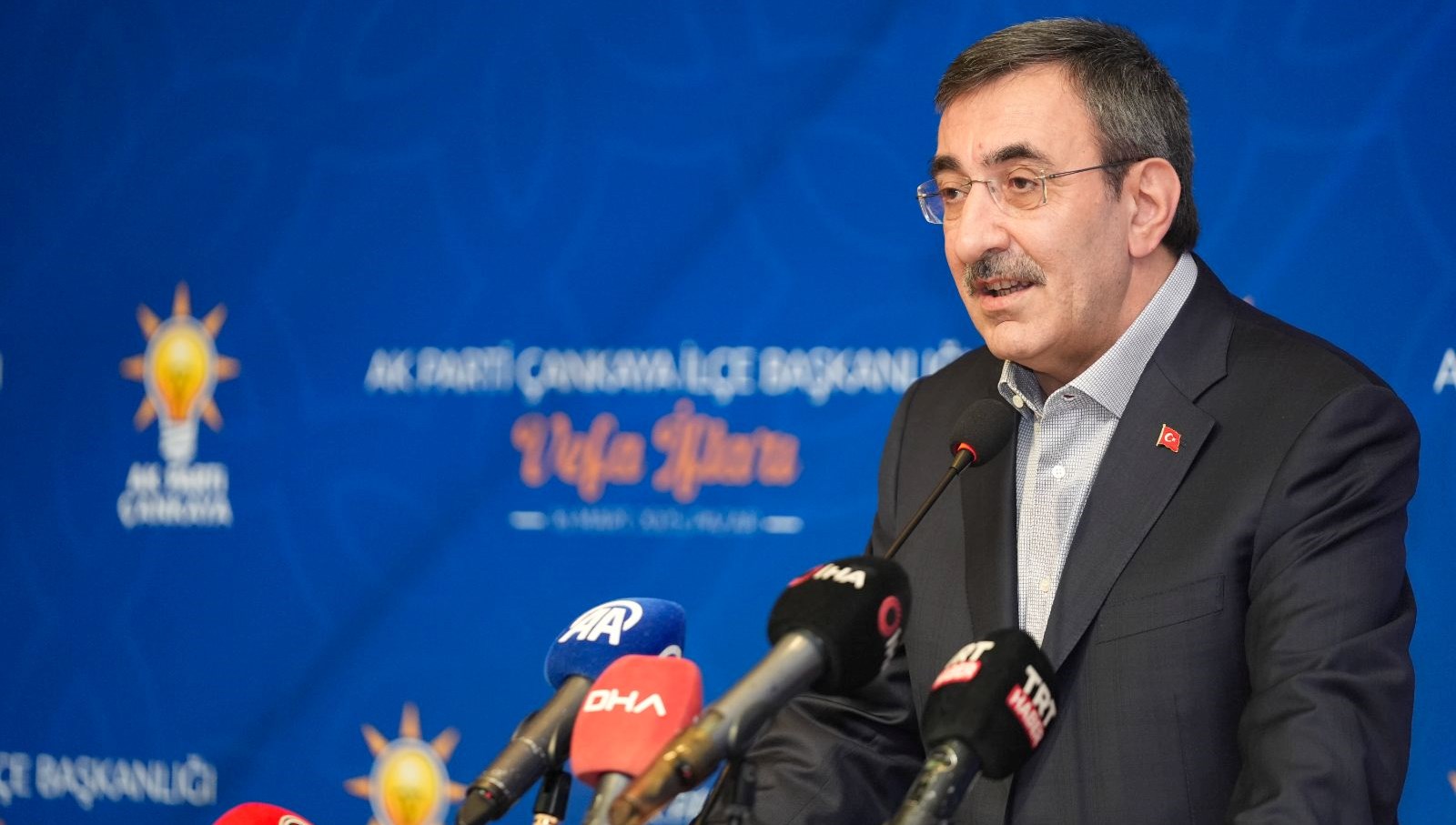 Cumhurbaşkanı Yardımcısı Cevdet Yılmaz’dan düzmece e-imza soruşturması reaksiyonu