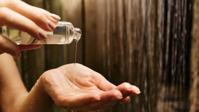 İngiltere’de yayınlanan bir duş jeli