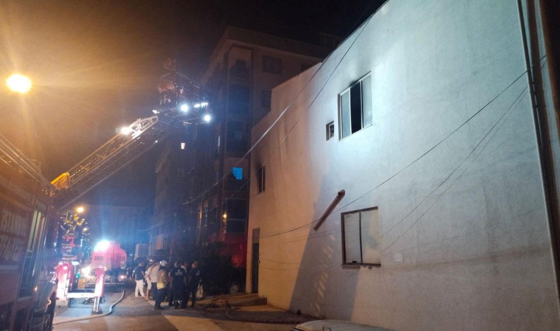 İstanbul Pendik'te elektrik kablosu deposunda bilinmeyen bir nedenden