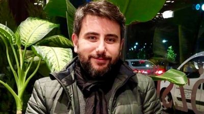 Elinde taşıdığı paket avukatın elinde patladı