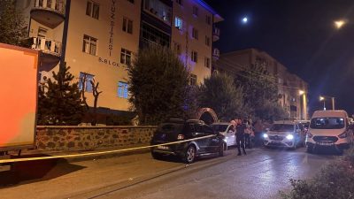 Erzurum’da bıçaklı arbede: 1 meyyit, 1’i bekçi 2 yaralı