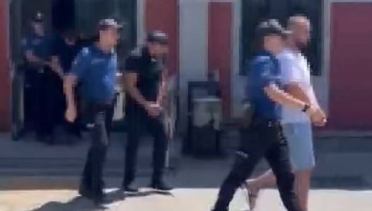 İstanbul Esenyurt'ta polislere saldıran 6 kişi