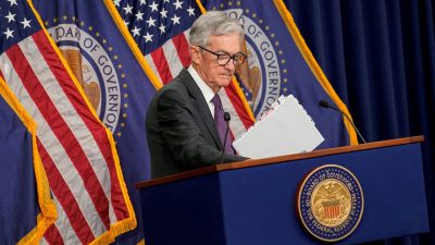 Fed Başkanı Powell’dan faiz indirimi sinyali