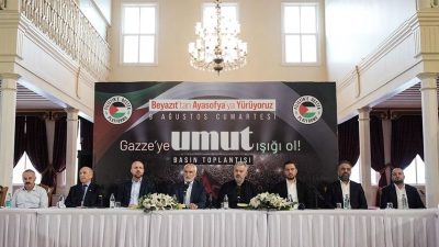 Filistin’e Dayanak Platformu’ndan “Gazze’ye Umut Işığı Ol” yürüyüşü