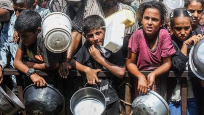 Gazze’de bir bebek daha kıtlık nedeniyle öldü