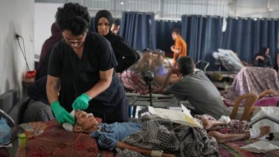 İsrail hücumlarının sürat kesmediği Gazze'de