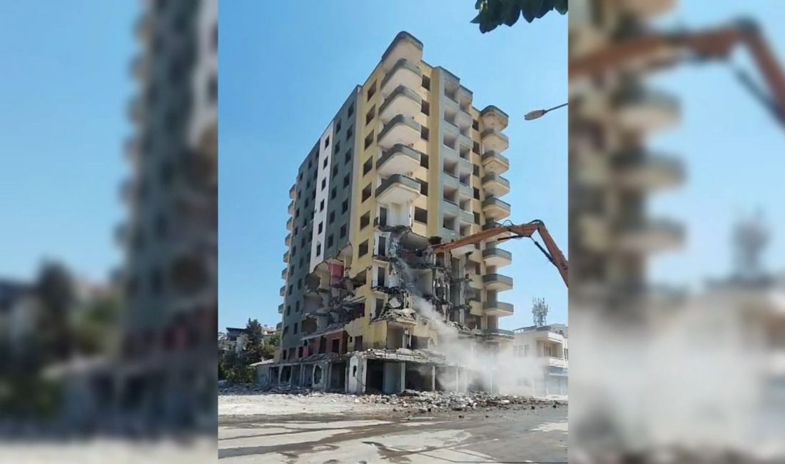 Kahramanmaraş sarsıntılarında ağır hasar
