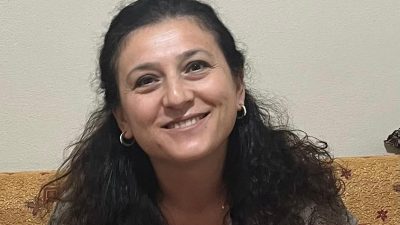 Hemşirenin feci mevti: Kapısı açık unutulan minibüsten düştü