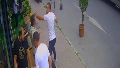 İstanbul’da telefon tamiri hengamesi: Demir sopayla dövmeye geldi