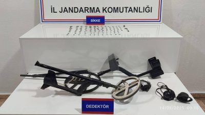 Karaman’da uyuşturucu ile tarihi eserler ele geçirildi