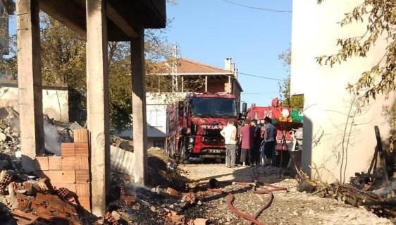 Kastamonu'nun Cide ilçesinde alevlere
