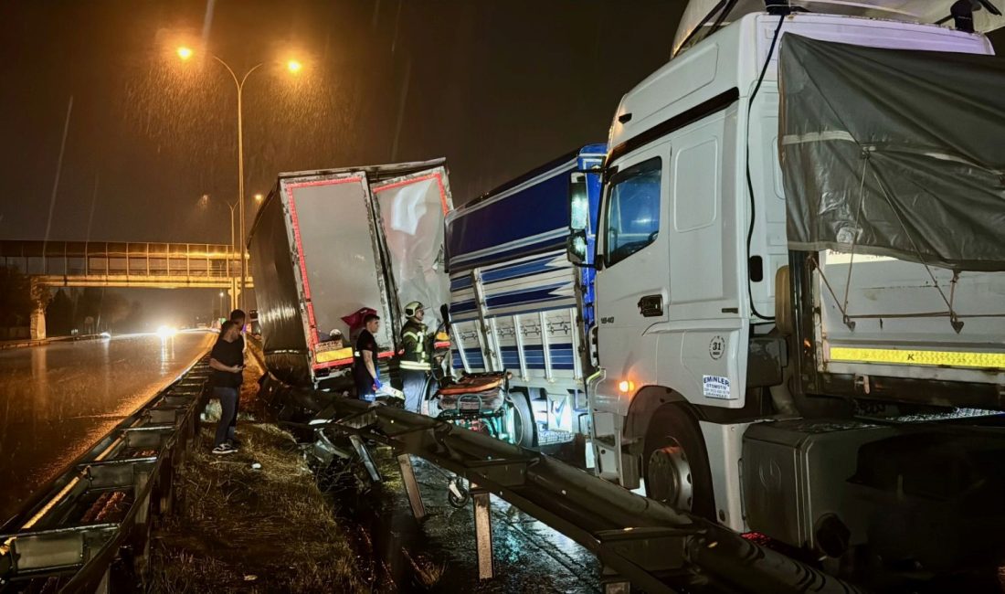 Kocaeli'de gerçekleşen zincirleme trafik kazasında