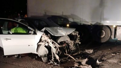 Malatya’da TIR ile araba çarpıştı: 3 yaralı