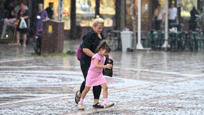 Meteorolojiden son dakika uyarısı: Gök gürültülü sağanak geliyor… Sele dikkat!