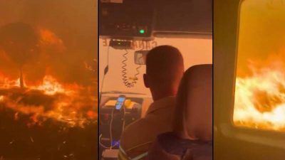 Orman personellerinin sıkıntı anları: Bir anda alevlerin ortasında kaldılar, o anlar kamerada