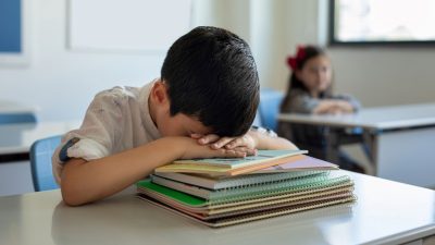 Özel okuldaki fahiş fiyatlar: Matematik kitabı 43 bin lira, fotoğraf defteri bin 700 lira