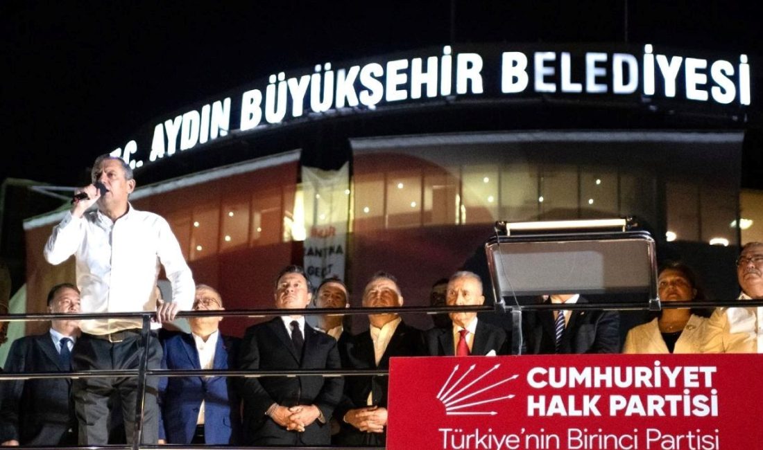 CHP lideri Özgür Özel