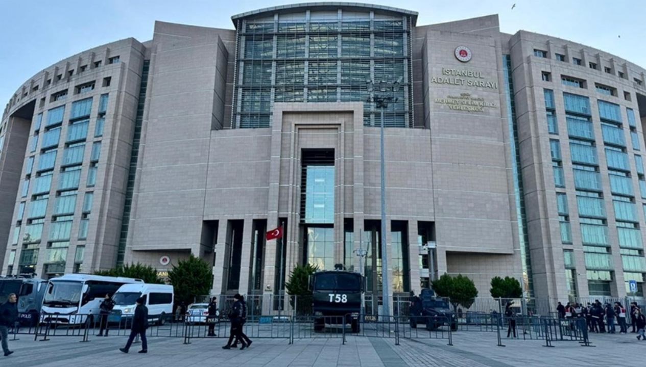 Özgür Özel’in “rüşvet” tezinde ismi geçen avukat adli denetimle özgür
