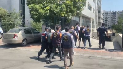 “Seni işe götüreceğiz” diye kandırdığı bayanı ormana götürüp öldürdü