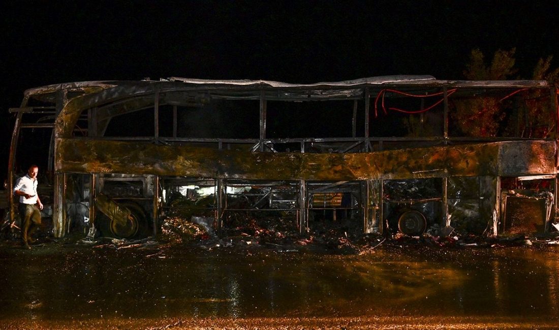 Anadolu Otoyolu'nda gece yarısı