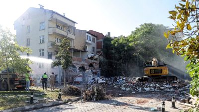 Sındırgı’da artçılar sürüyor: 4.0, 3.6, 3.9