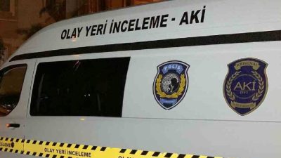 Tartıştığı eşini öldürüp intihar etti