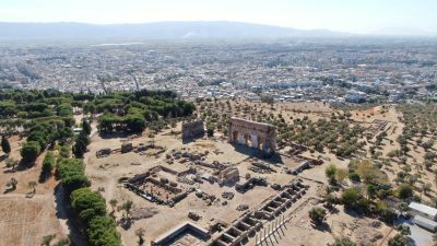 Tralleis Antik Kenti’nde 2. yüzyıla ilişkin mermer kesimleri tespit edildi