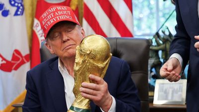 Trump 3 yılda servetini 3’e katladı