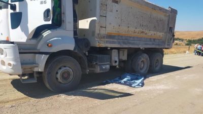 Yol inşaatında işçi vefatı