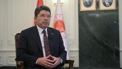 Adalet Bakanı Tunç: Kongrenin iptal kararına itiraz yolu açıktır