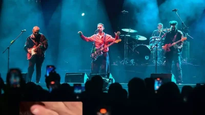 Adamlar Müzik Serüvenine Geçici Durak Belirliyor: Özellikle Fanlara Şaşırtan Açıklama